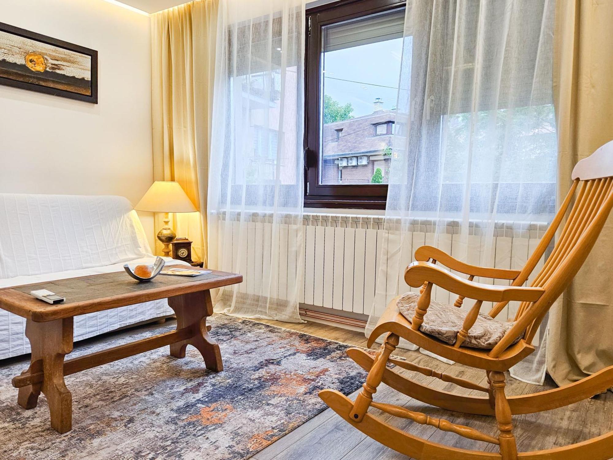 Ludwigs Apartment Сараево Экстерьер фото